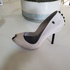 Melissa heels